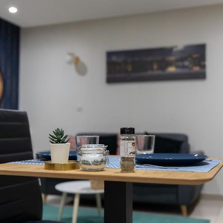 Elegant Et Tres Spacieux, Mon Studio Vous Seduira! Metz Exteriör bild